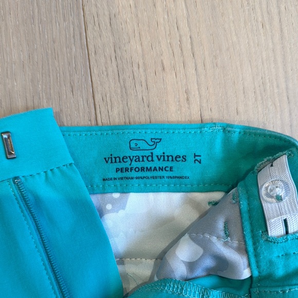 Vineyard Vines Teal Boy’s Performance Shorts - Picture 2 of 3